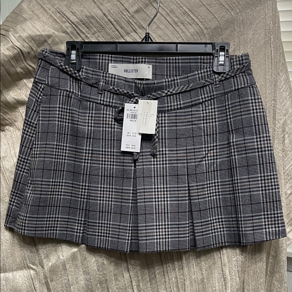 Hollister Women's Gray Plaid Mini Skirt